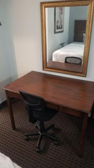 Hotel 2 Queen Beds Hotel Room 220 Booking 斯蒂尔沃特 外观 照片